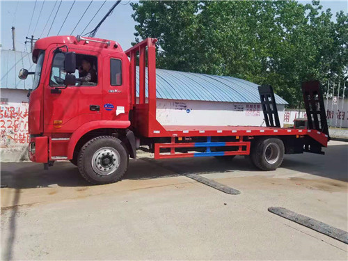 �����񠖰l(f��)A5�ڙC(j��)��܇